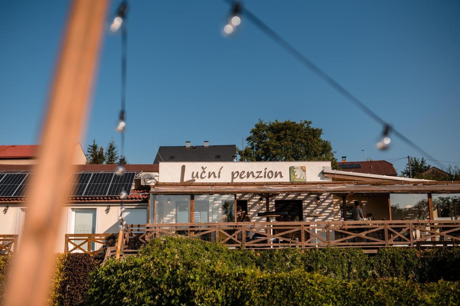Lucni Penzion Česká Skalice Exteriör bild
